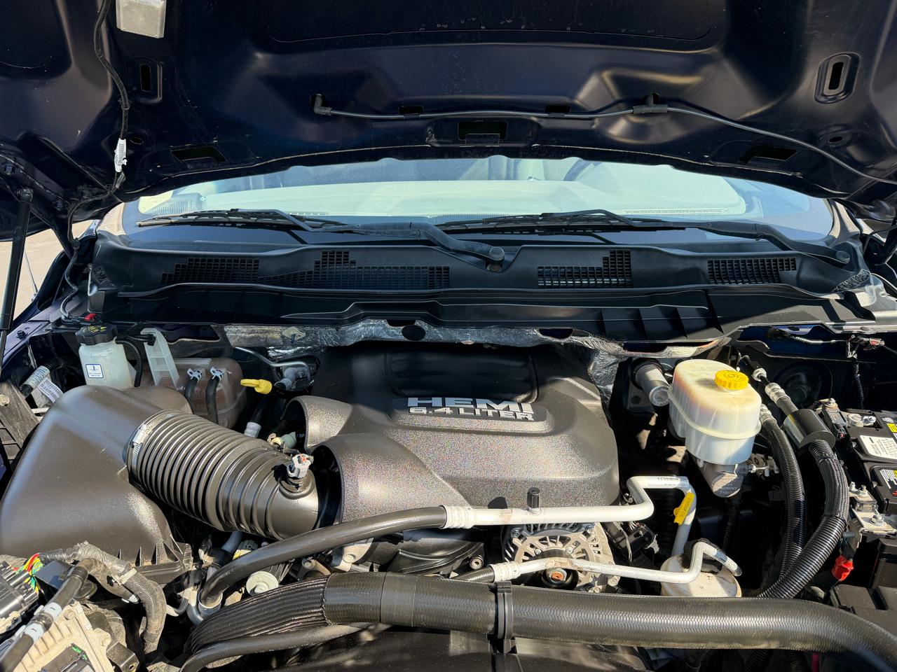RAM 2500 Big Horn 4x4 Mega Cab 6'4" Box 2017