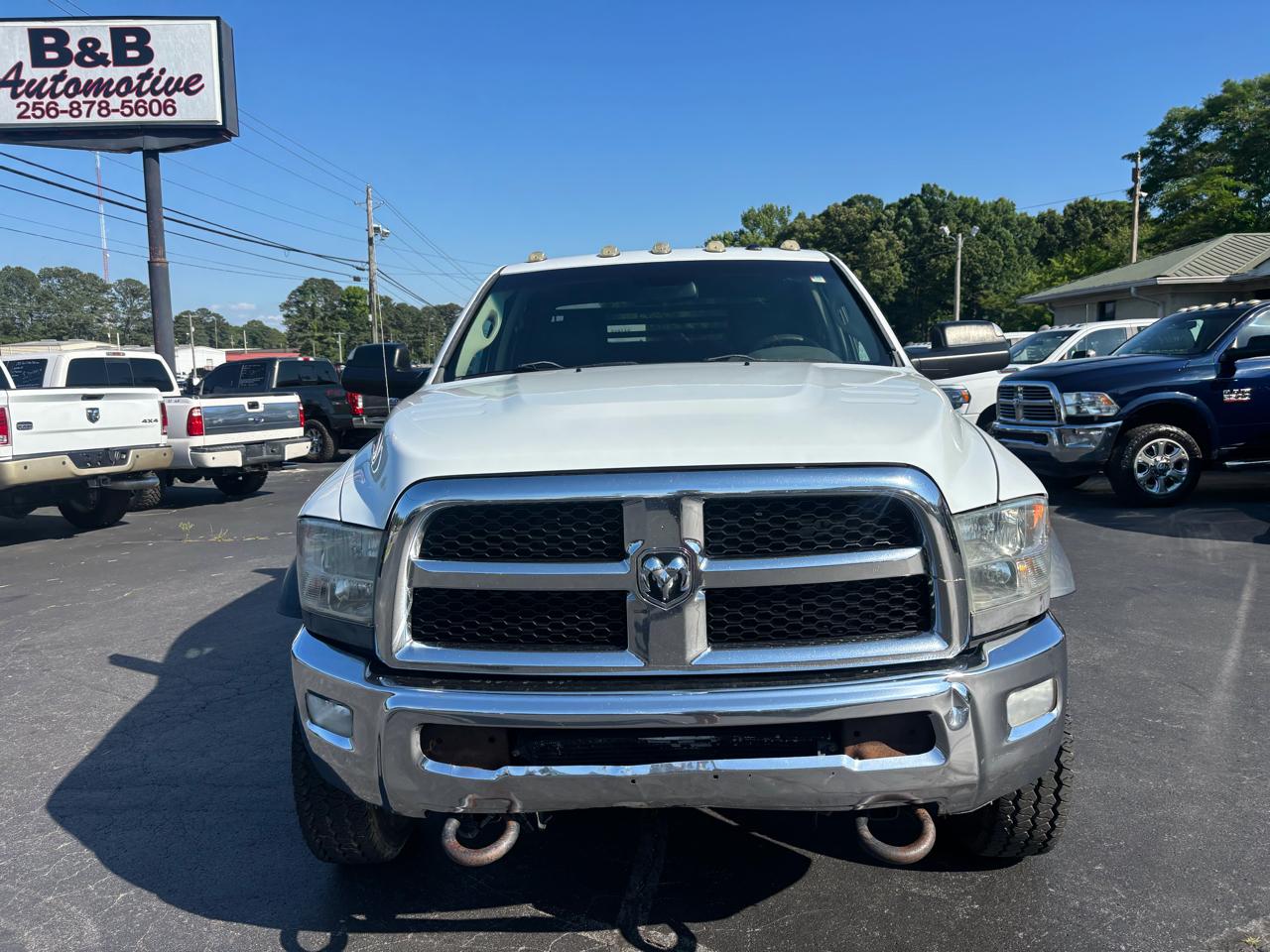 RAM 5500 4WD Crew Cab 173" WB 60" CA Tradesman 2015