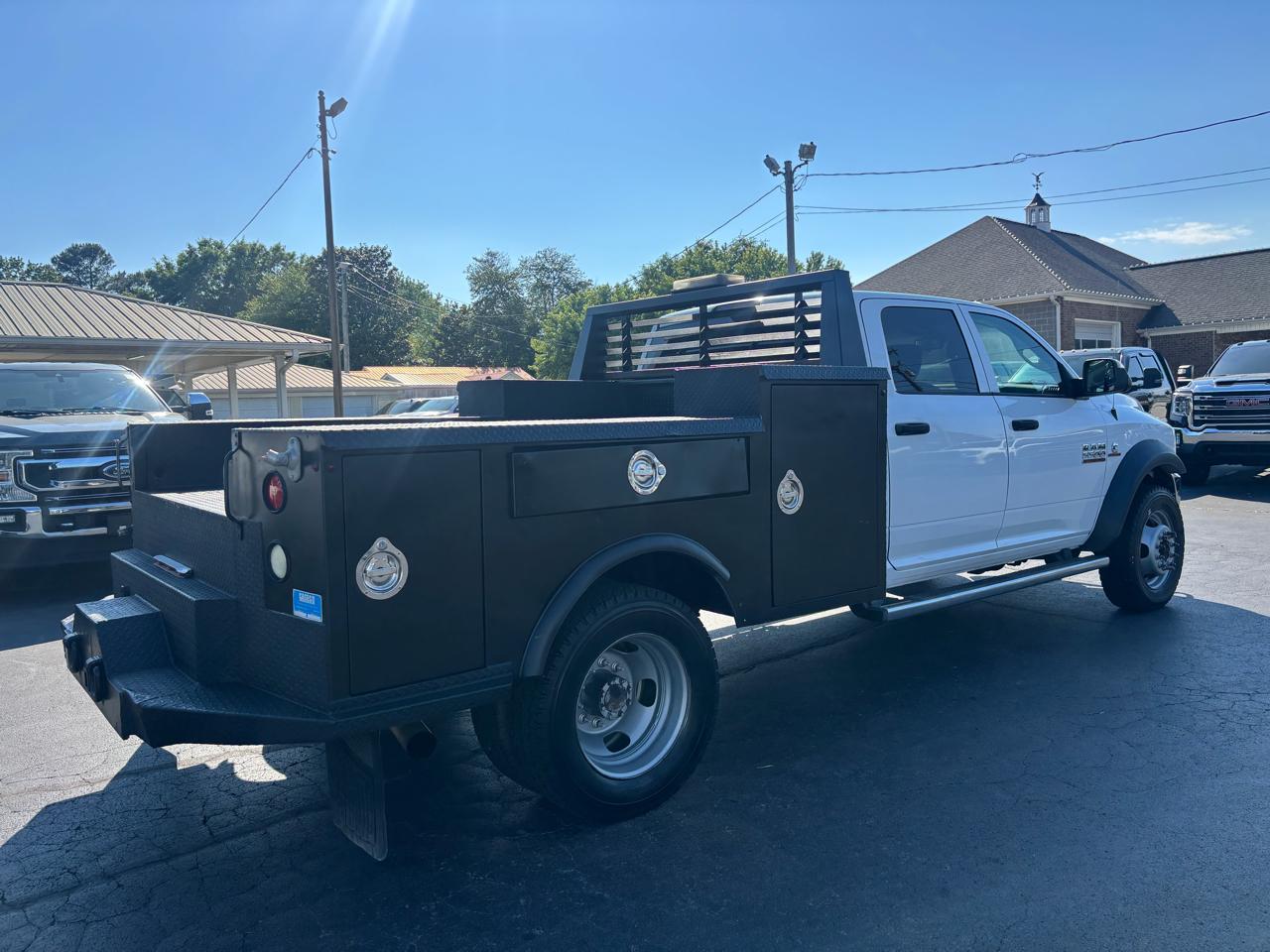 RAM 5500 4WD Crew Cab 173" WB 60" CA Tradesman 2015