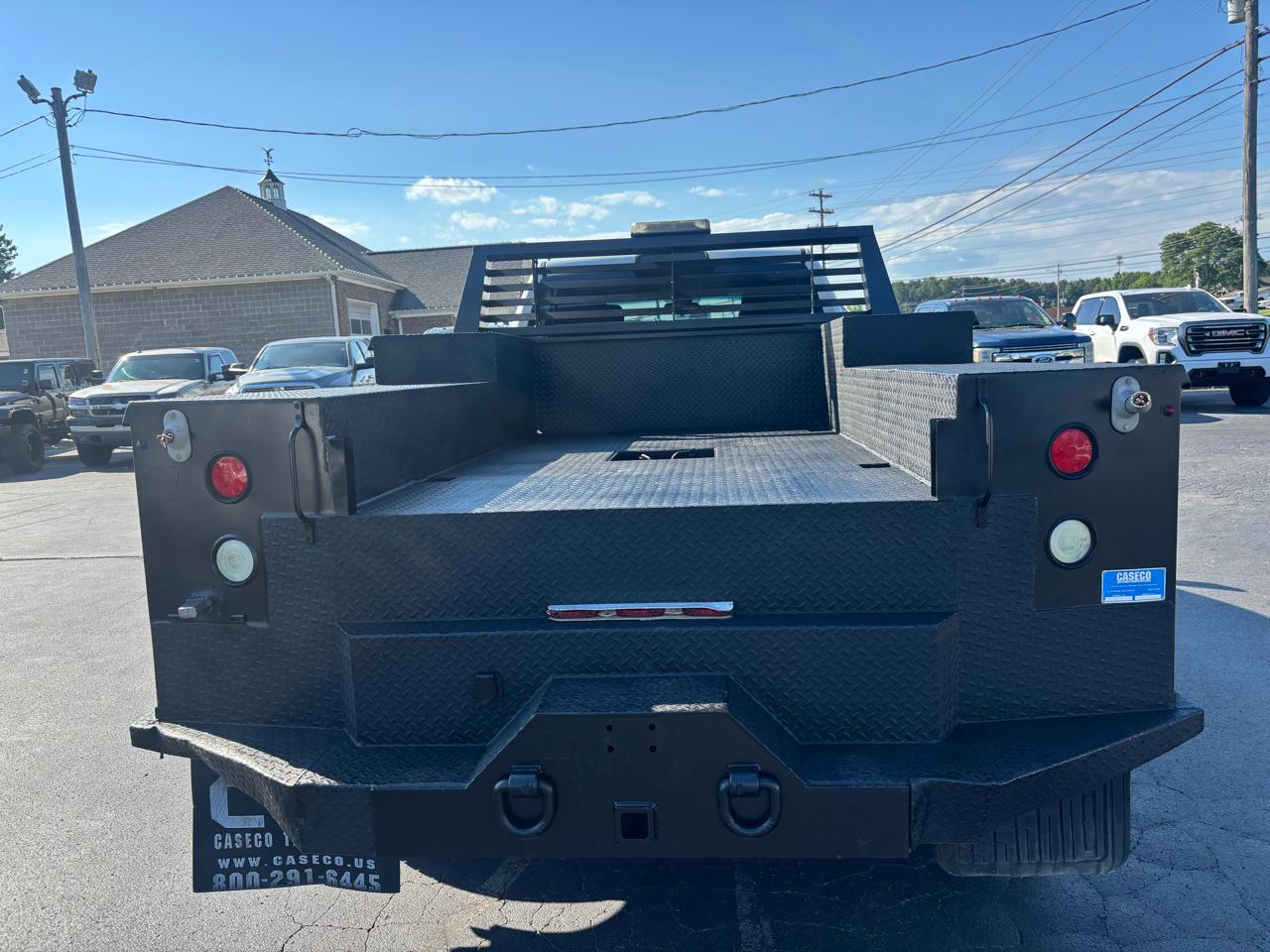 RAM 5500 4WD Crew Cab 173" WB 60" CA Tradesman 2015