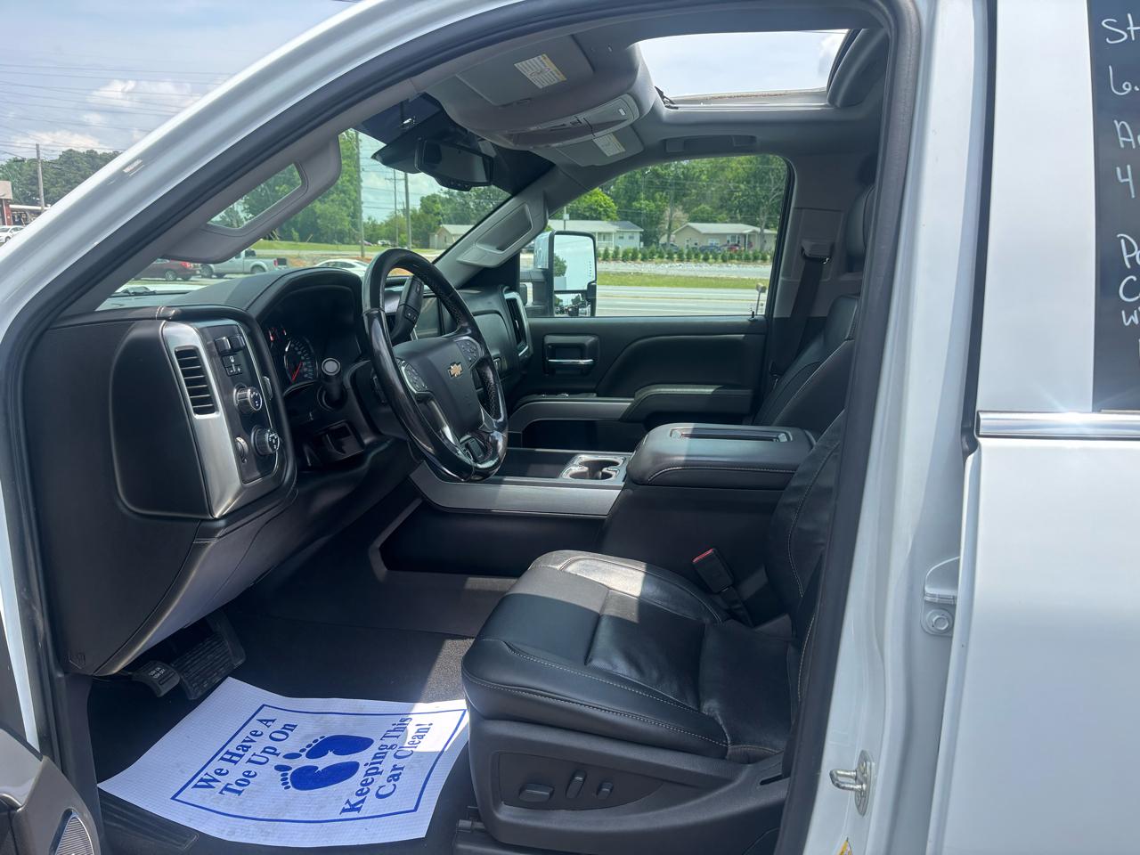 Chevrolet Silverado 2500HD 4WD Crew Cab 153.7" LTZ 2019