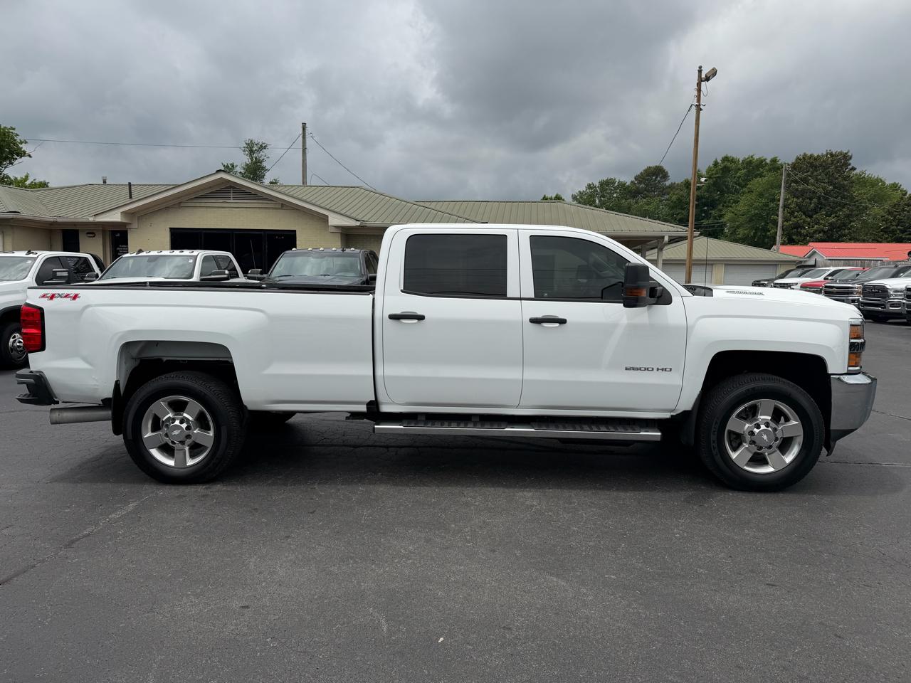 Chevrolet Silverado 2500HD 4WD Crew Cab 167.7" Work Truck 2017