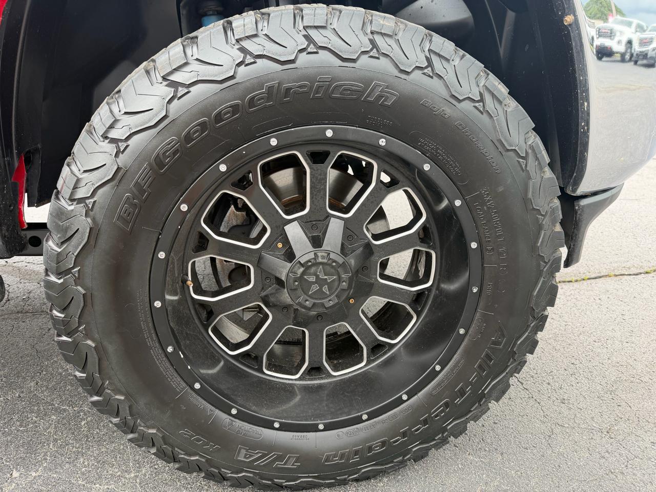 RAM 2500 Tradesman 4x4 Crew Cab 6'4" Box 2021