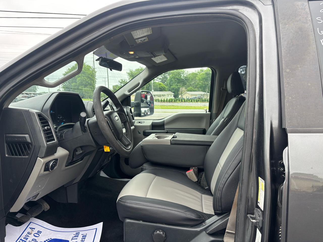 Ford Super Duty F-250 SRW XLT 4WD Crew Cab 6.75' Box 2017