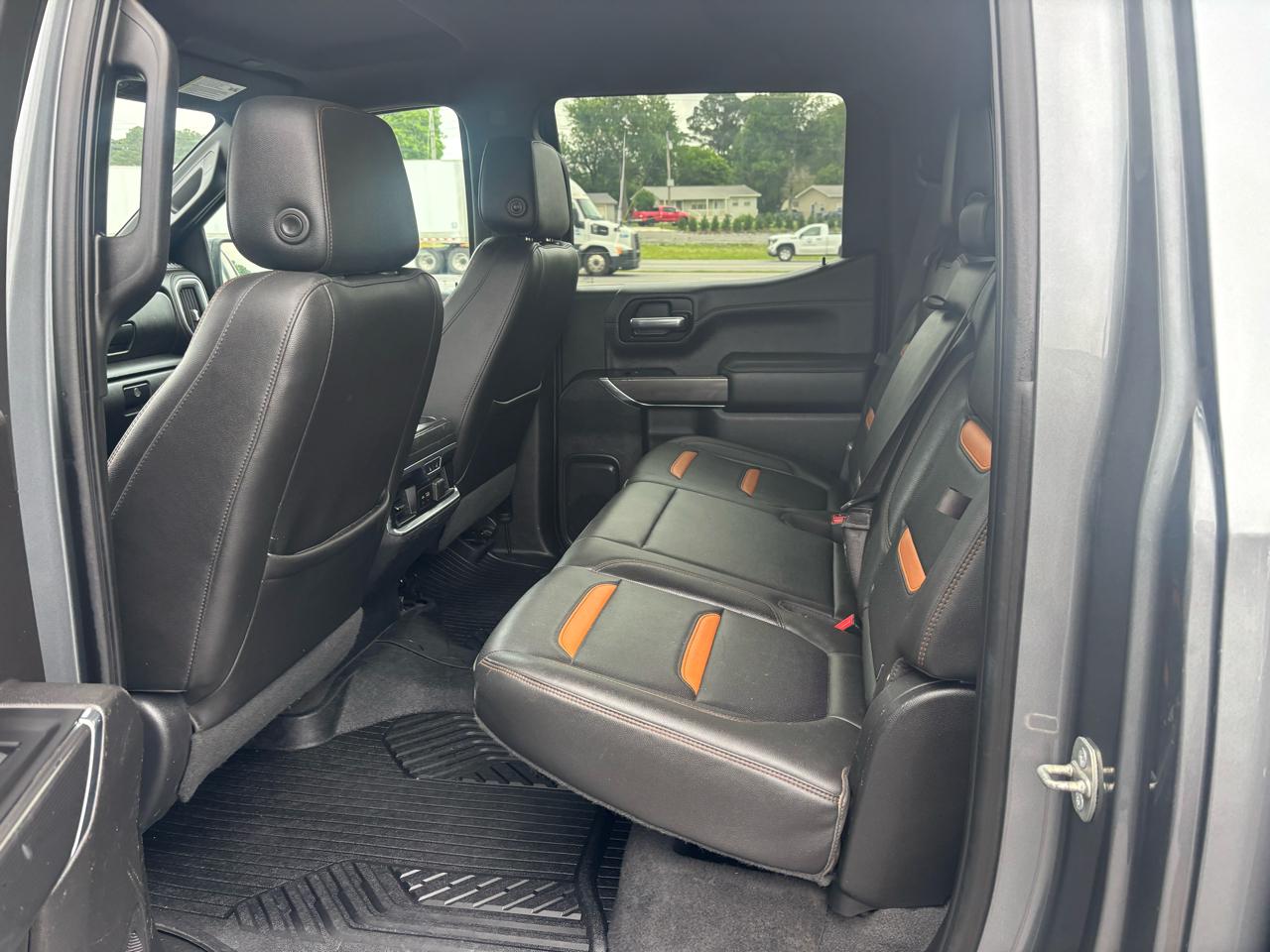 GMC Sierra 1500 4WD Crew Cab 147" AT4 2020