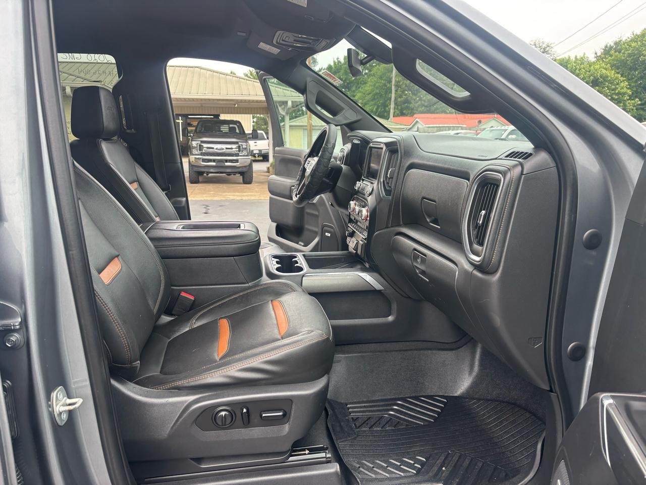 GMC Sierra 1500 4WD Crew Cab 147" AT4 2020