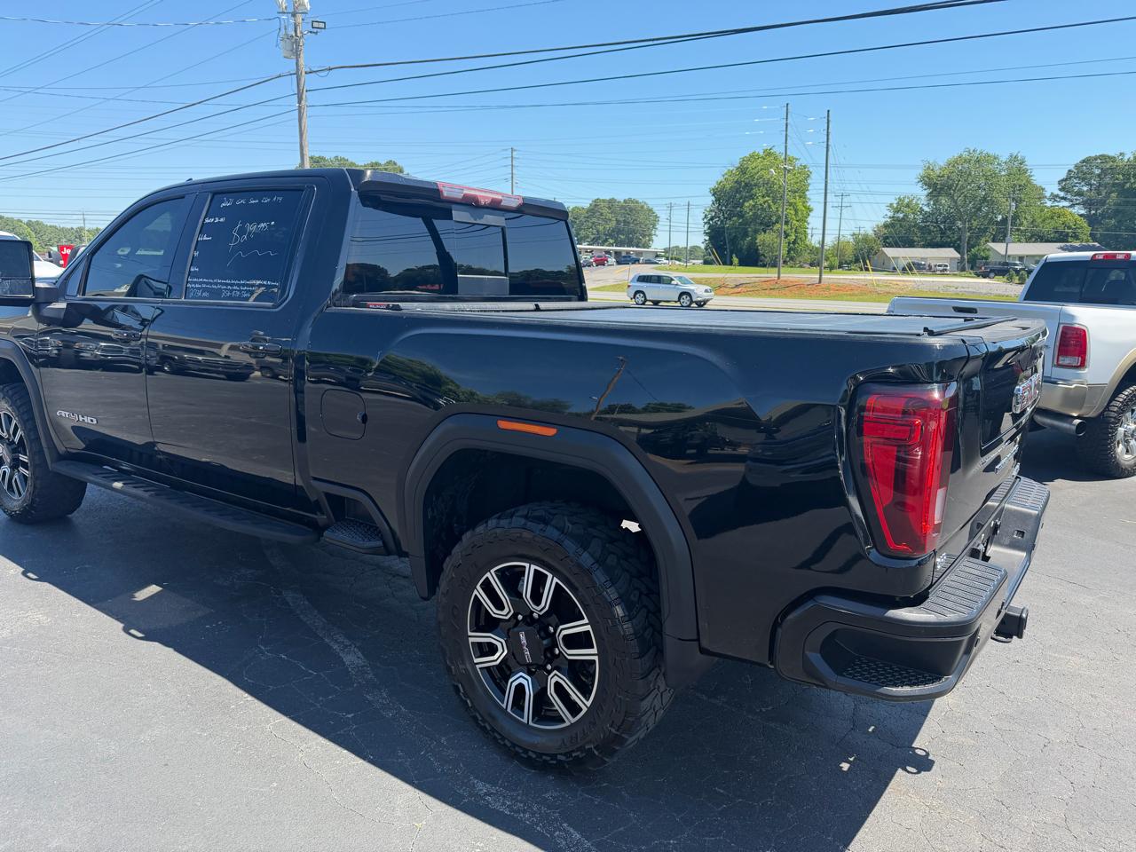GMC Sierra 2500HD 4WD Crew Cab 159" AT4 2021