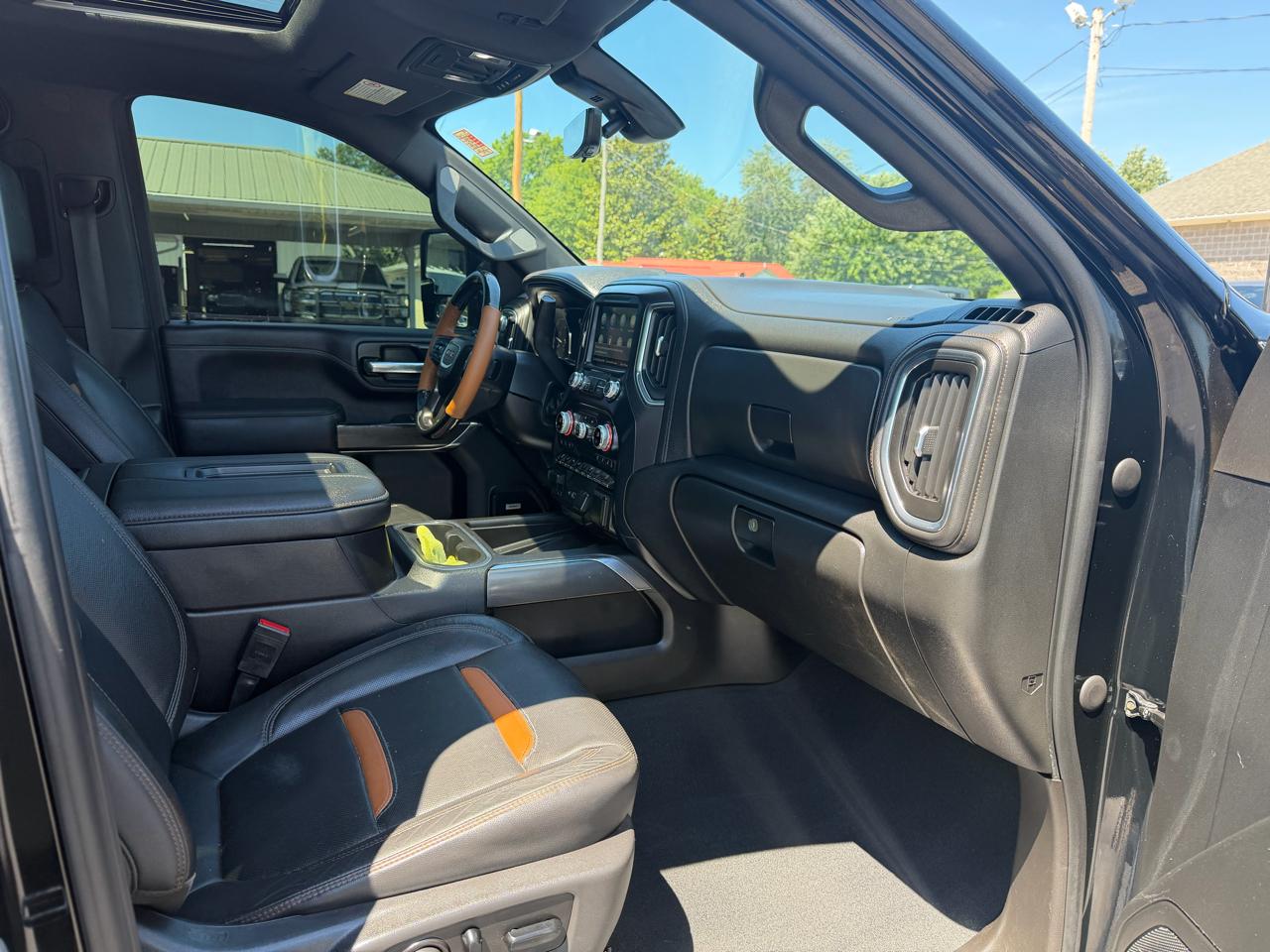 GMC Sierra 2500HD 4WD Crew Cab 159" AT4 2021