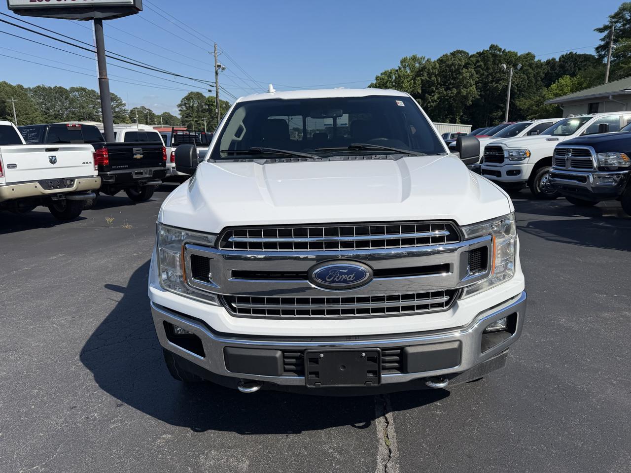 Ford F-150 photo 2