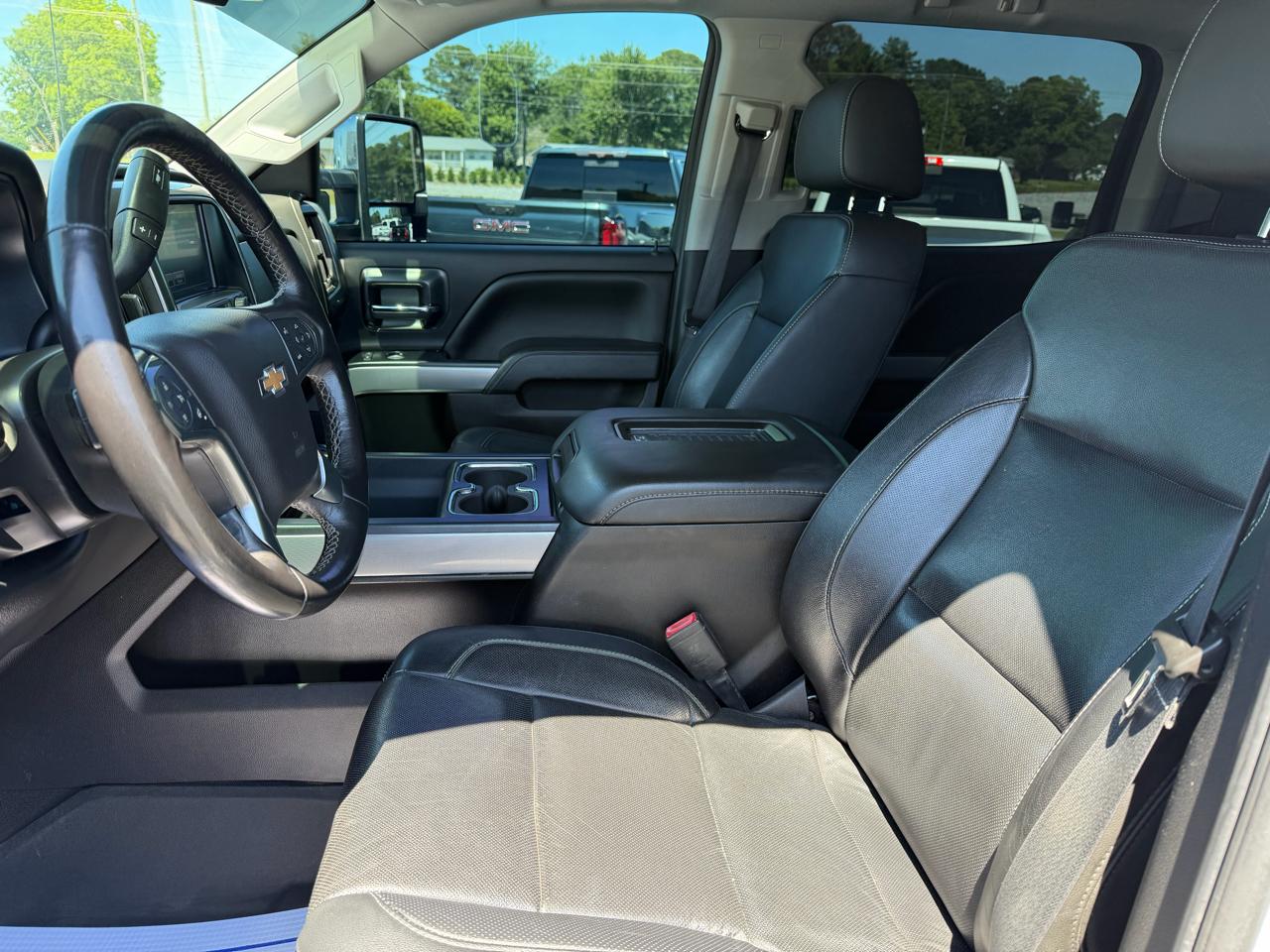 Chevrolet Silverado 2500HD 4WD Crew Cab 153.7" LTZ 2019