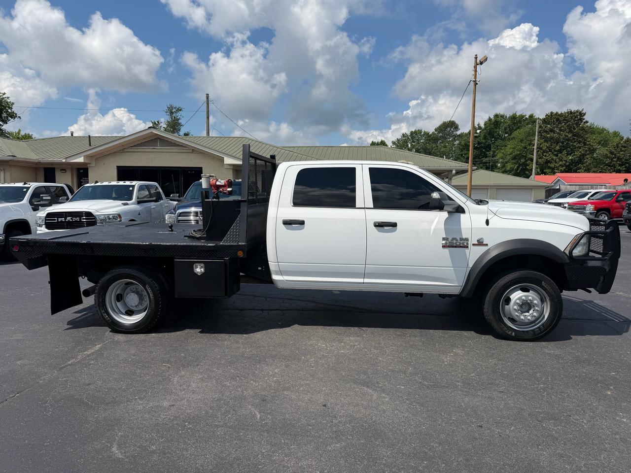 RAM 4500 4WD Crew Cab 173" WB 60" CA Tradesman 2016