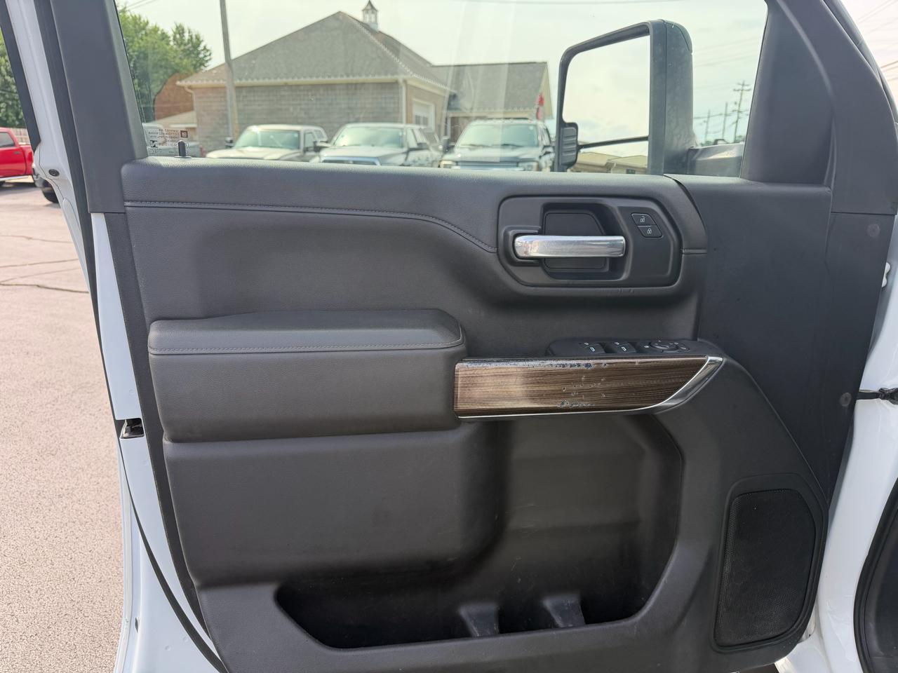 Chevrolet Silverado 2500HD 4WD Crew Cab 159" LT 2021