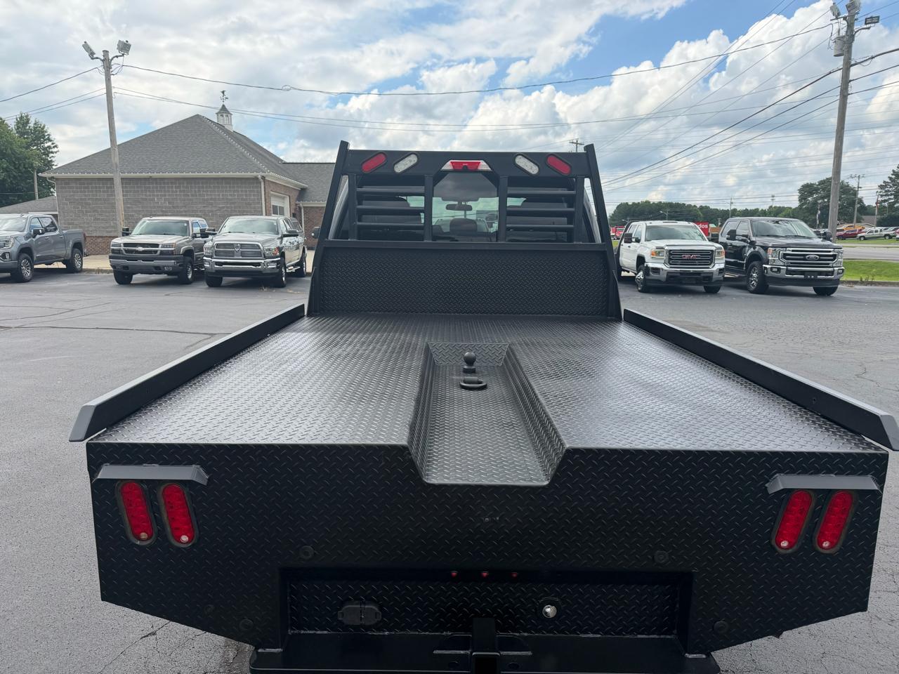 Ford Super Duty F-350 SRW XLT 4WD Crew Cab 8' Box 2021
