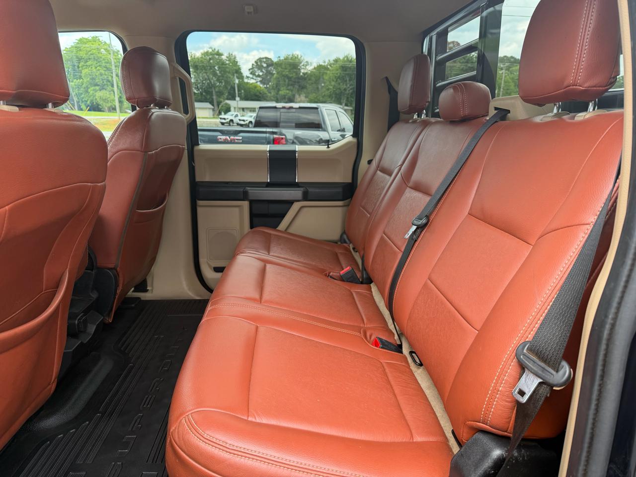 Ford Super Duty F-350 SRW XLT 4WD Crew Cab 8' Box 2021