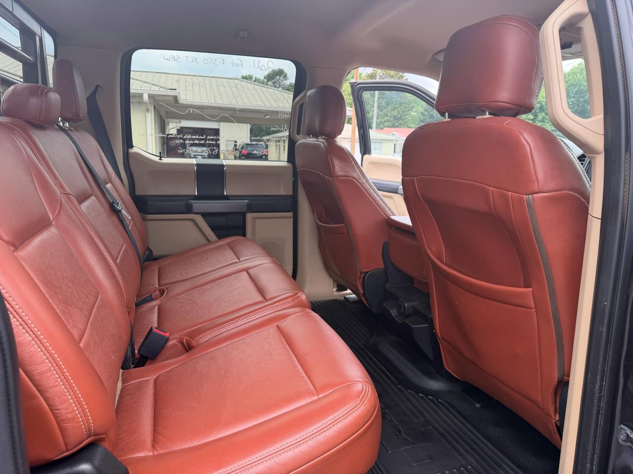 Ford Super Duty F-350 SRW XLT 4WD Crew Cab 8' Box 2021