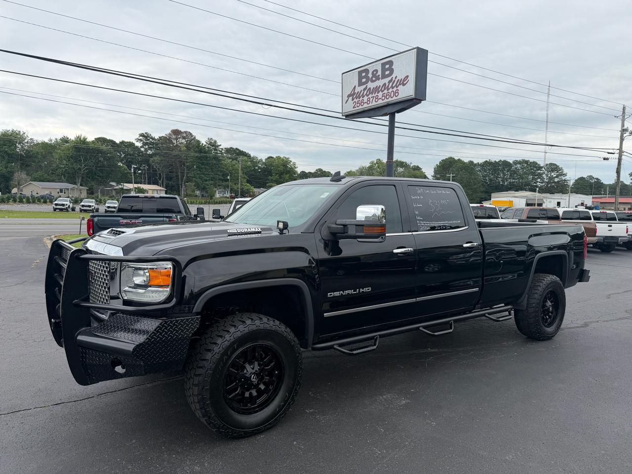 GMC Sierra 3500HD 4WD Crew Cab 167.7" Denali 2017