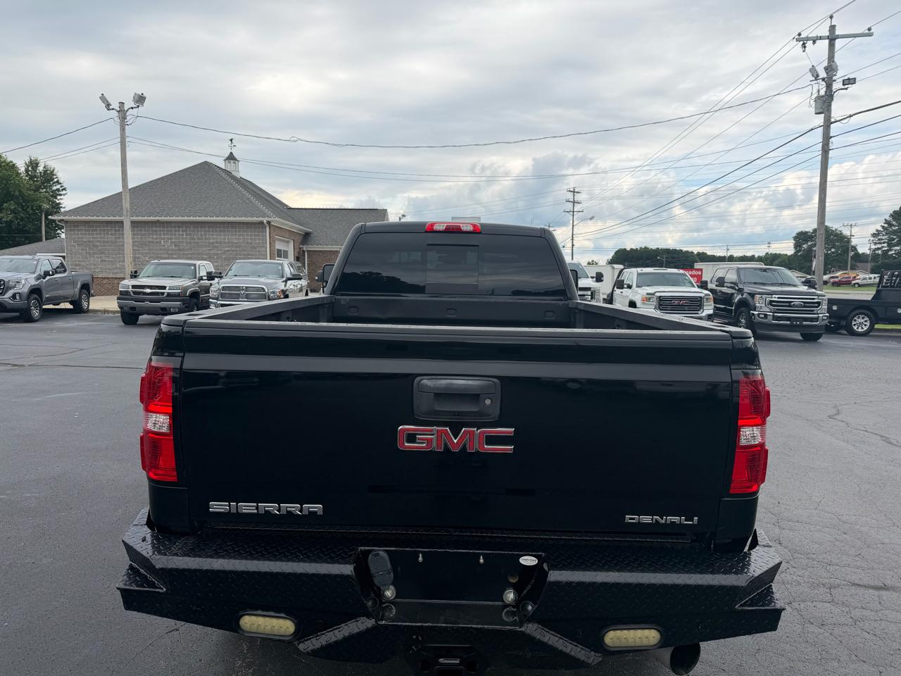 GMC Sierra 3500HD 4WD Crew Cab 167.7" Denali 2017