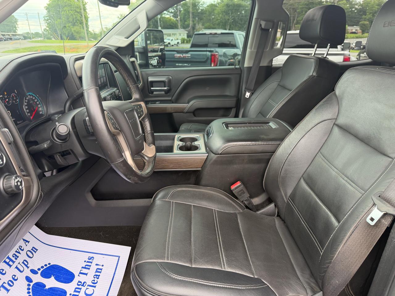 GMC Sierra 3500HD 4WD Crew Cab 167.7" Denali 2017