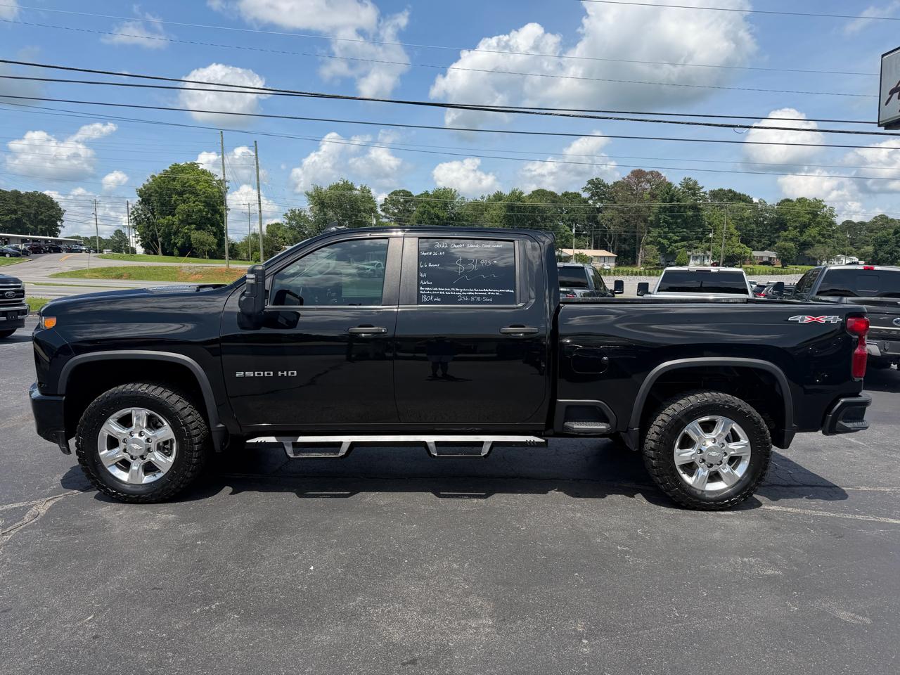 Chevrolet Silverado 2500HD 4WD Crew Cab 159" Custom 2022