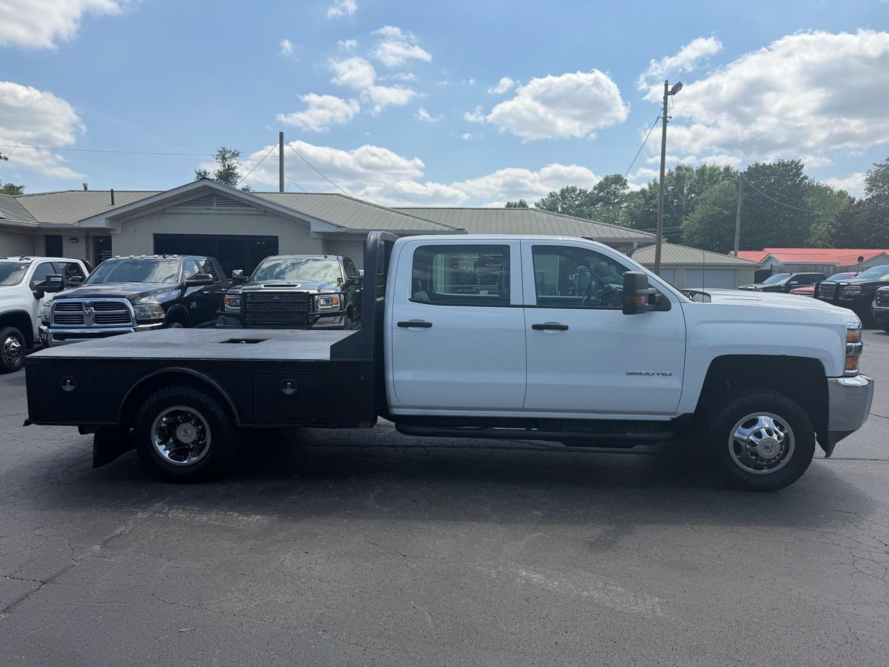 Chevrolet Silverado 3500HD 4WD Crew Cab 171.5" WB, 59.06" CA WT 2017