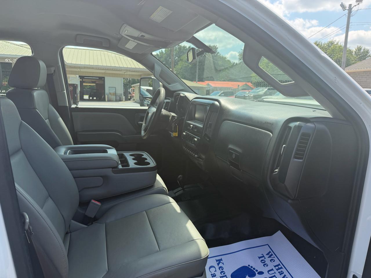 Chevrolet Silverado 3500HD 4WD Crew Cab 171.5" WB, 59.06" CA WT 2017