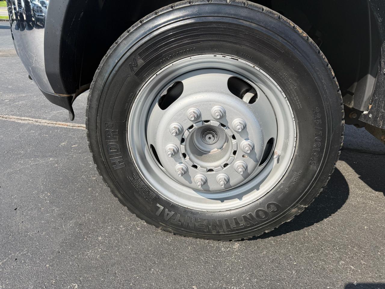 RAM 5500 4WD Crew Cab 173" WB 60" CA Tradesman 2014