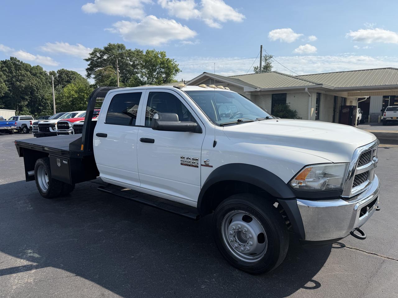 RAM 5500 4WD Crew Cab 173" WB 60" CA Tradesman 2014