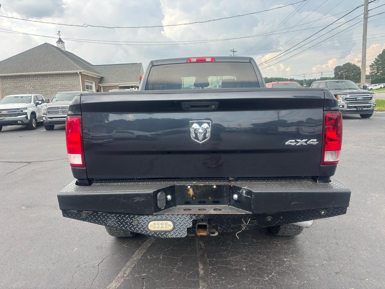 RAM 2500 Tradesman 4x4 Crew Cab 6'4" Box 2018