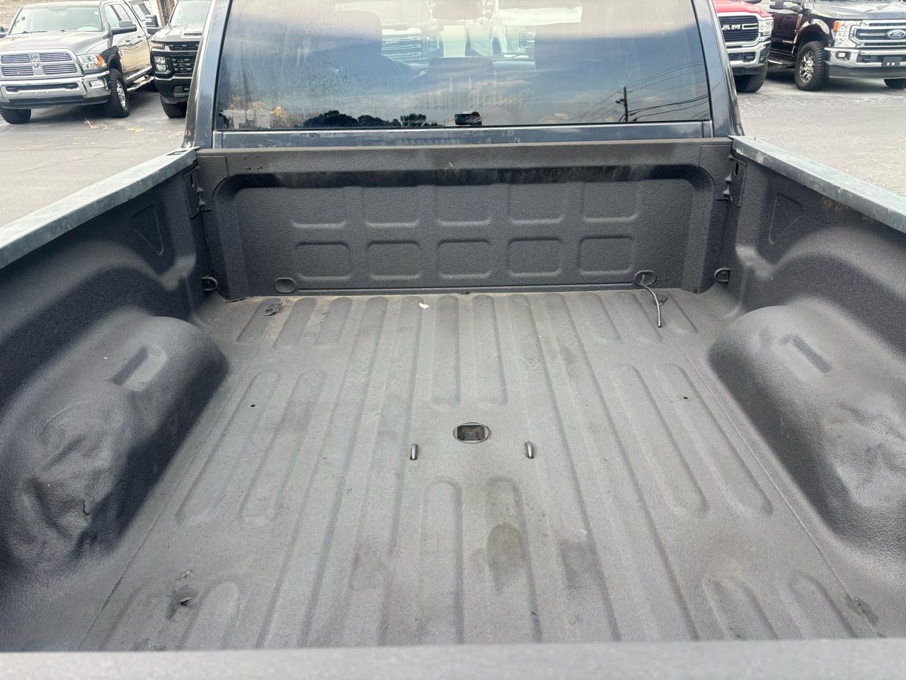 RAM 2500 Tradesman 4x4 Crew Cab 6'4" Box 2018