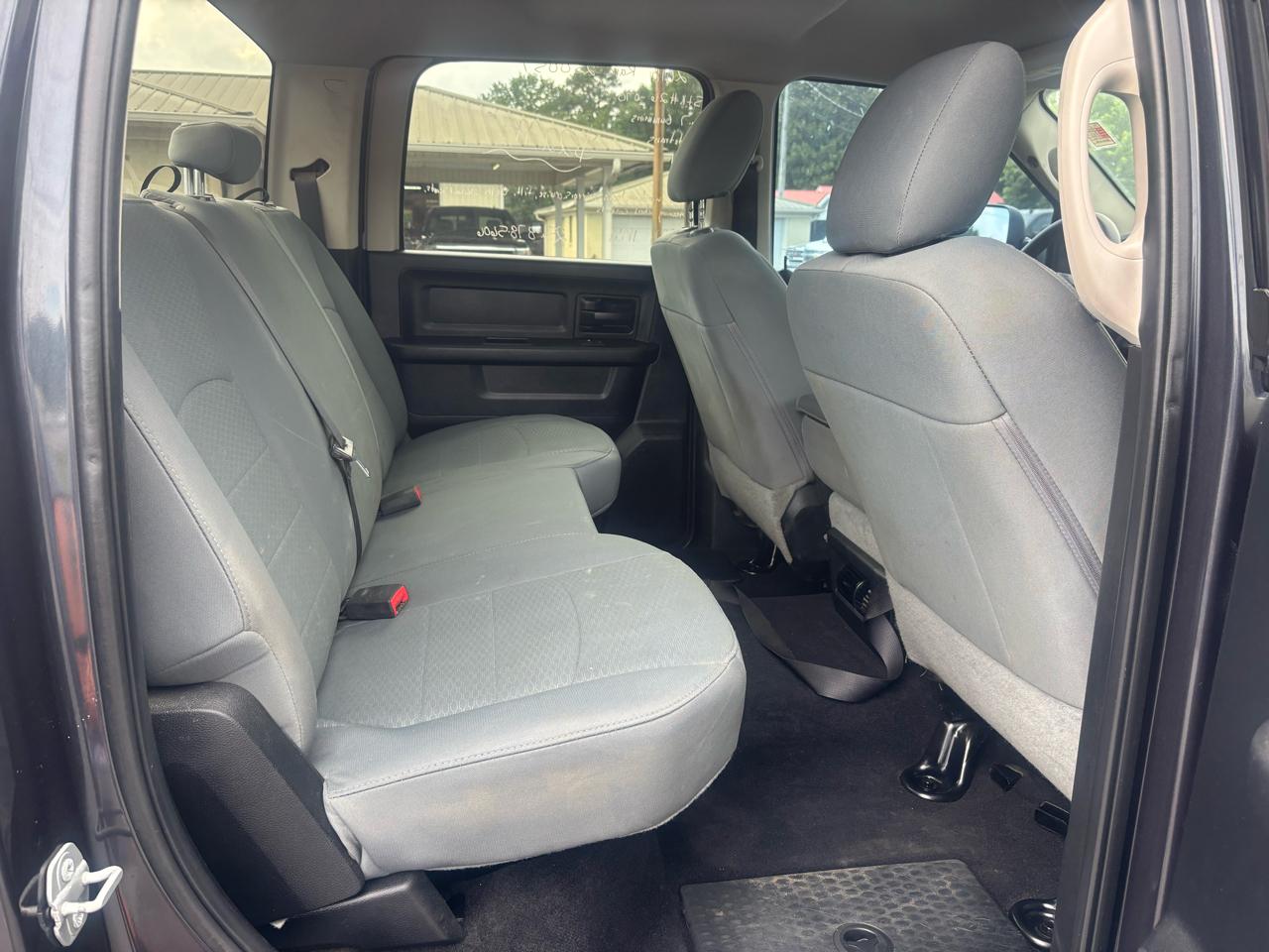 RAM 2500 Tradesman 4x4 Crew Cab 6'4" Box 2018