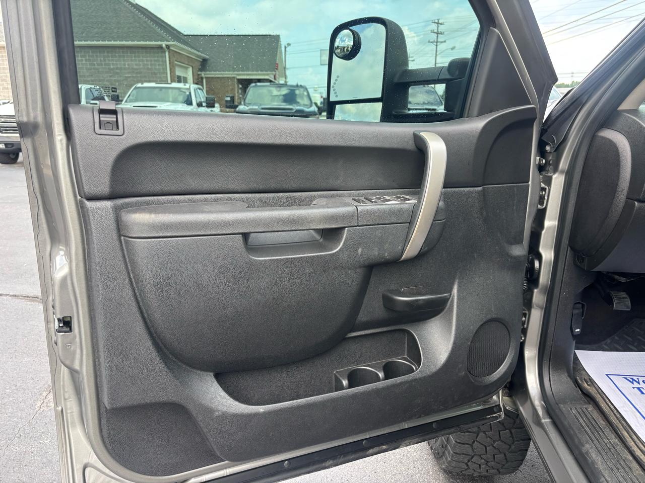 Chevrolet Silverado 2500HD 4WD Crew Cab 153.7" LT 2014