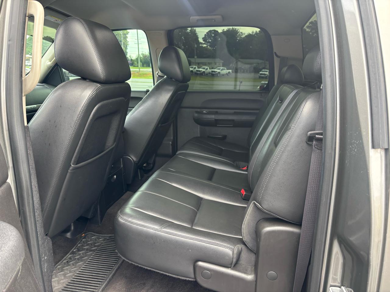 Chevrolet Silverado 2500HD 4WD Crew Cab 153.7" LT 2014