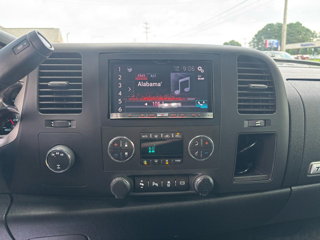 Chevrolet Silverado 2500HD 4WD Crew Cab 153.7" LT 2014
