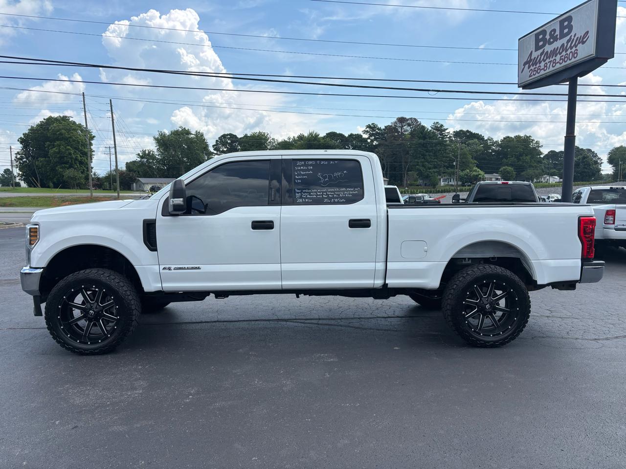 Ford Super Duty F-250 SRW XLT 4WD Crew Cab 6.75' Box 2019
