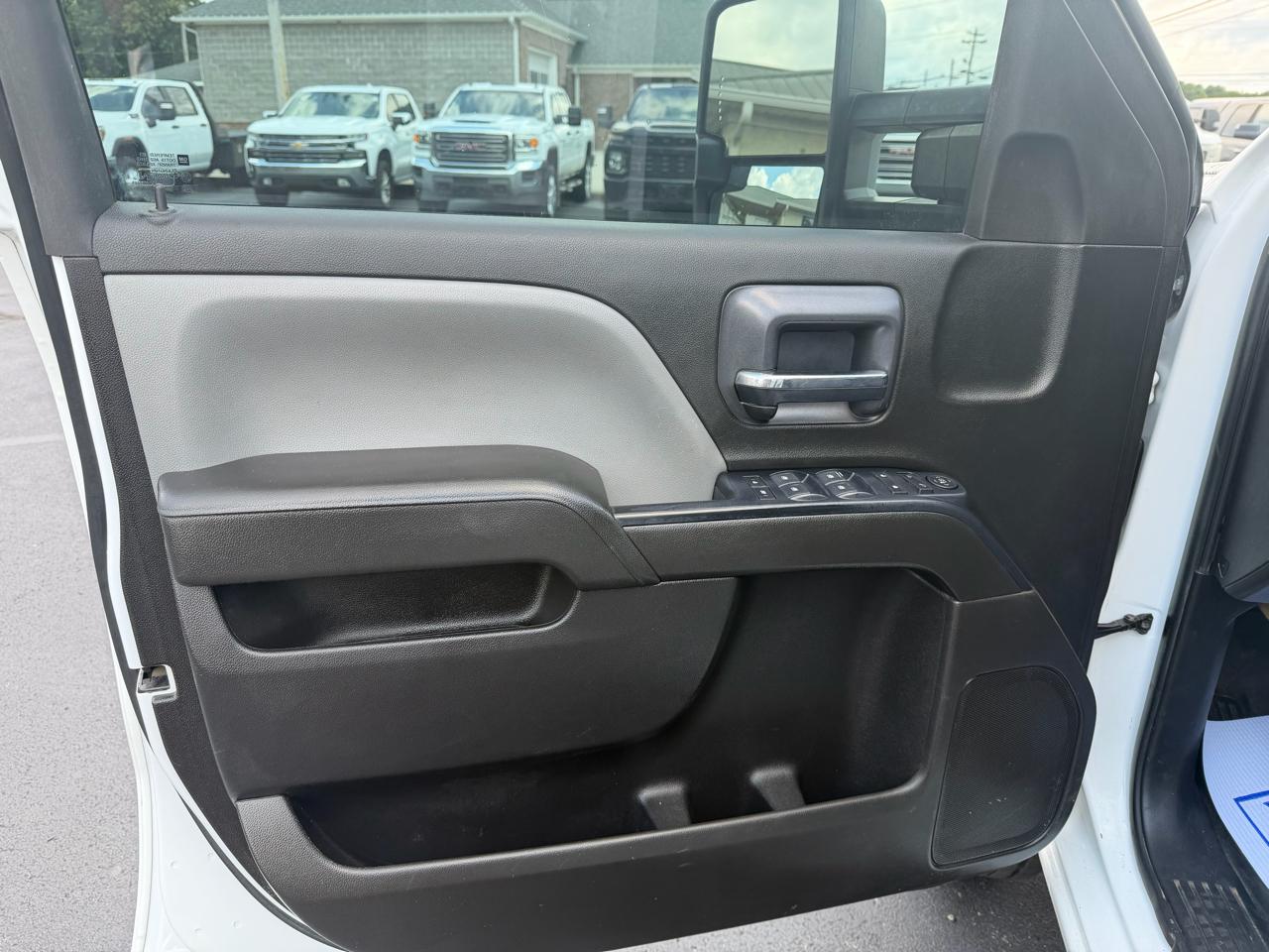 Chevrolet Silverado 3500HD CC 4WD Crew Cab 171.5" WB, 59.06" CA WT 2019