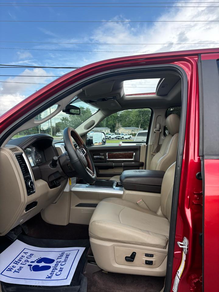 Dodge Ram 2500 4WD Crew Cab 149" Laramie *Ltd Avail* 2010