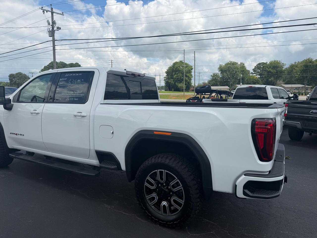 GMC Sierra 2500HD 4WD Crew Cab 159" AT4 2020