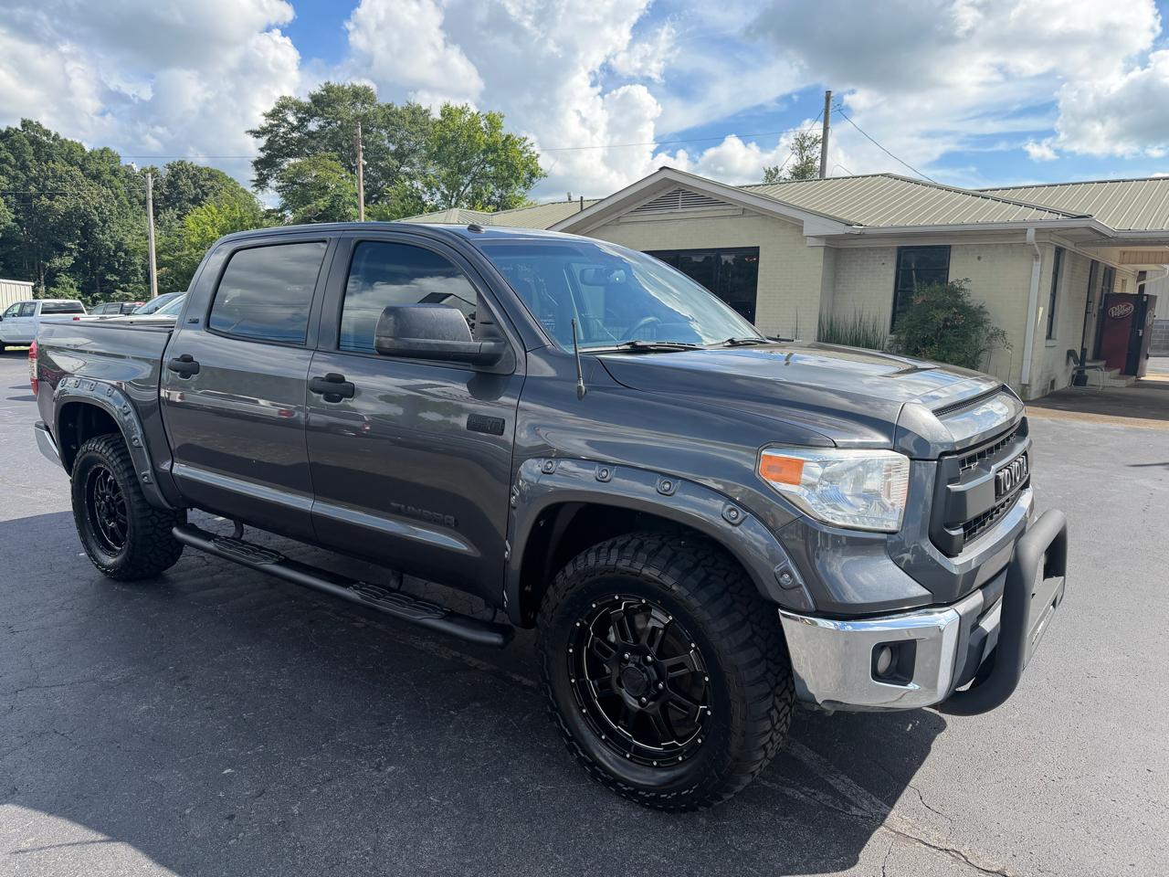 Toyota Tundra 4WD Truck CrewMax 5.7L FFV V8 6-Spd AT TRD Pro (Natl) 2015