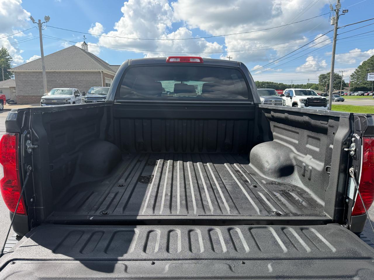 Toyota Tundra 4WD Truck CrewMax 5.7L FFV V8 6-Spd AT TRD Pro (Natl) 2015