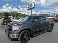 2015 Toyota Tundra 4WD Truck 