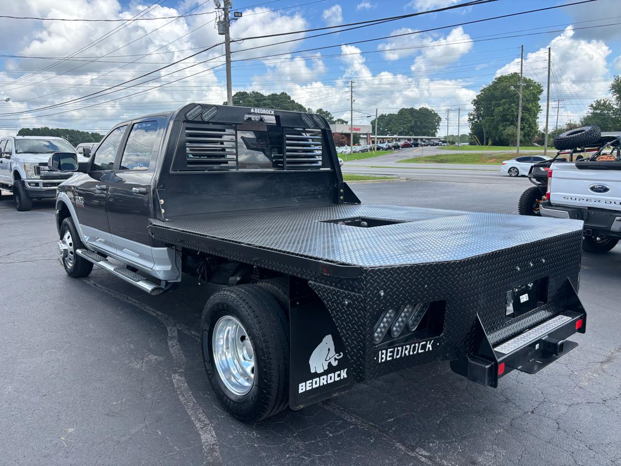 RAM 3500 Laramie 4x4 Crew Cab 8' Box 2018