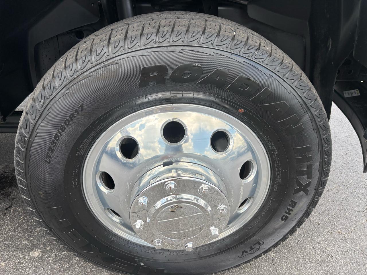 RAM 3500 Laramie 4x4 Crew Cab 8' Box 2018