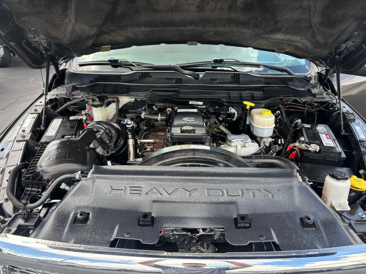 RAM 3500 Laramie 4x4 Crew Cab 8' Box 2018