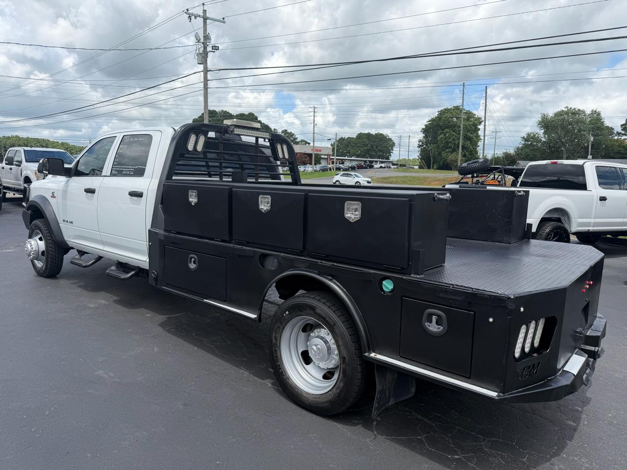 RAM 5500 Chassis Cab Tradesman 4x4 Crew Cab 84" CA 197.4" WB 2020