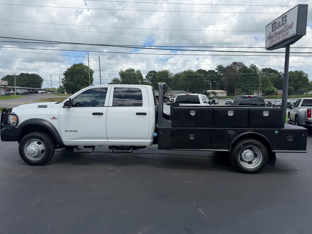 RAM 5500 Chassis Cab Tradesman 4x4 Crew Cab 84" CA 197.4" WB 2020