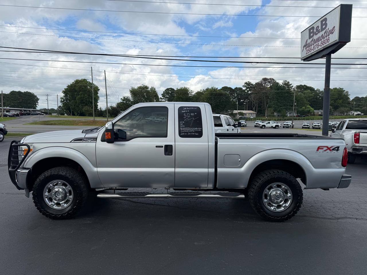 Ford Super Duty F-250 SRW 4WD SuperCab 142" XLT 2016