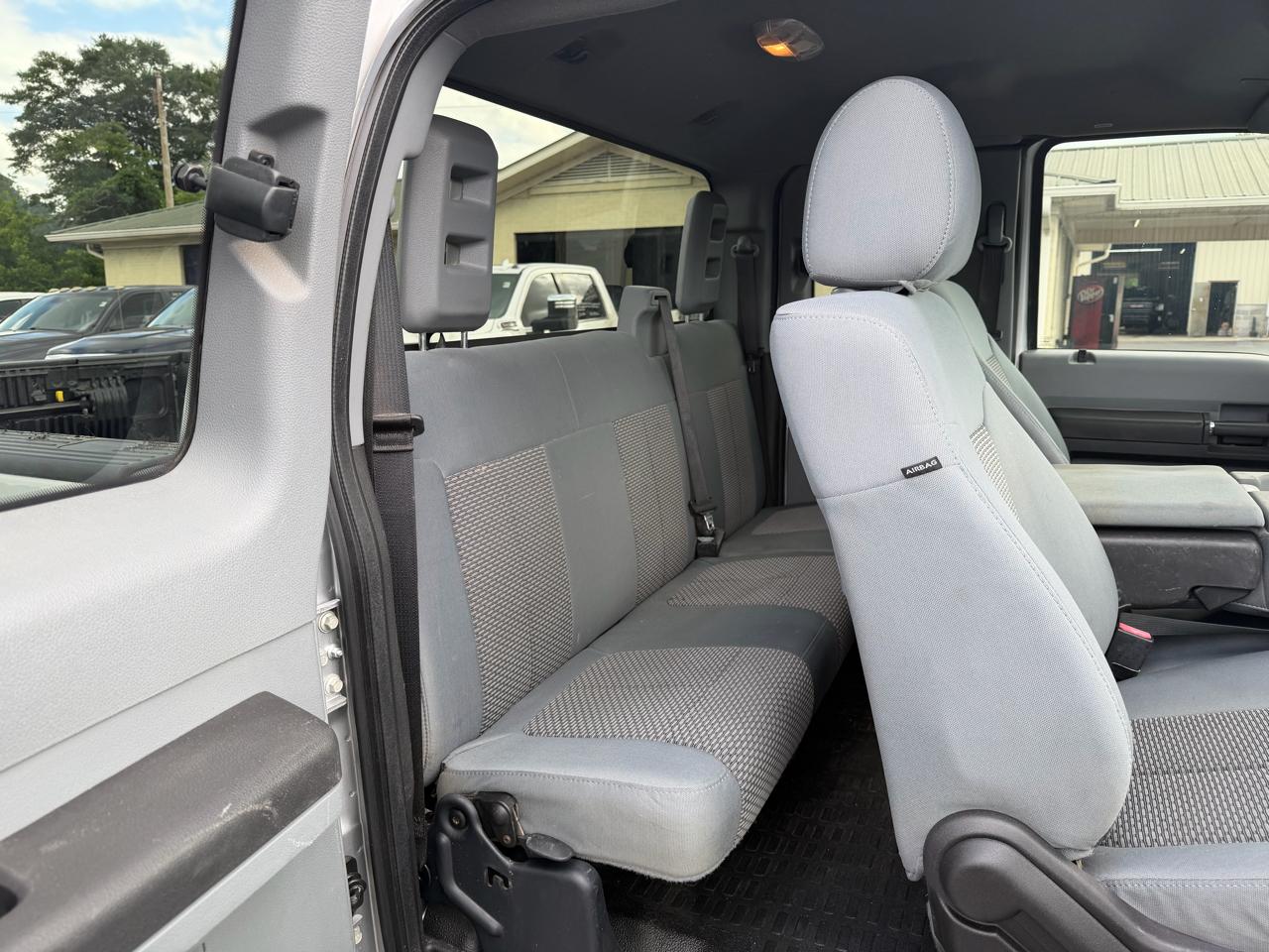 Ford Super Duty F-250 SRW 4WD SuperCab 142" XLT 2016