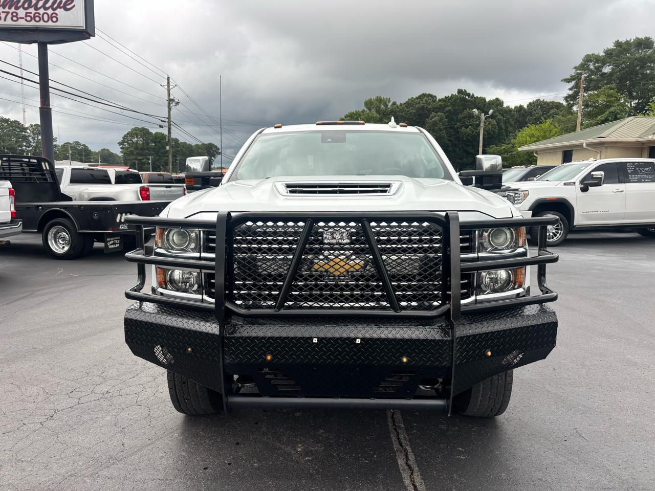 Chevrolet Silverado 3500HD 4WD Crew Cab 167.7" High Country 2017