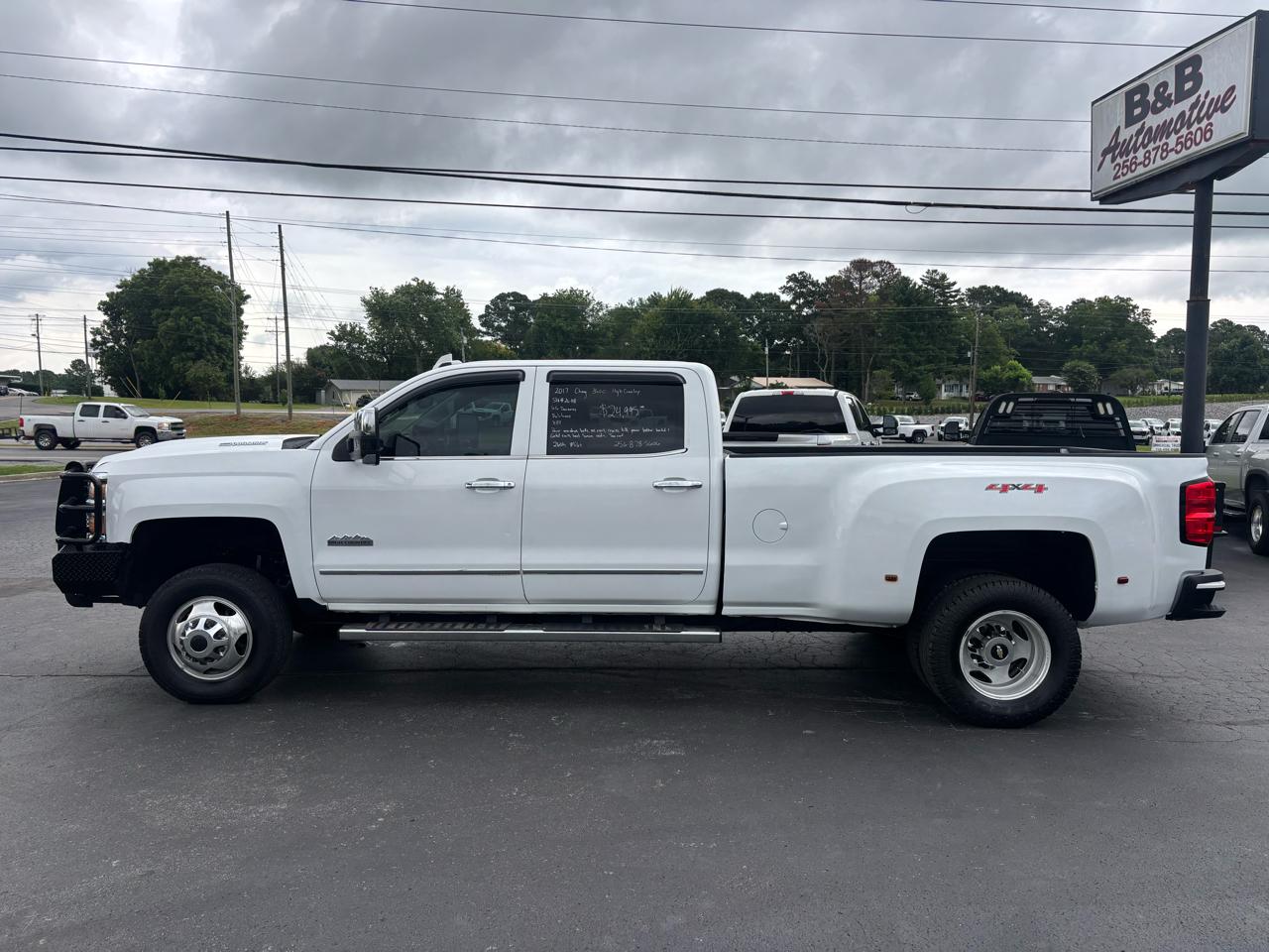 Chevrolet Silverado 3500HD 4WD Crew Cab 167.7" High Country 2017