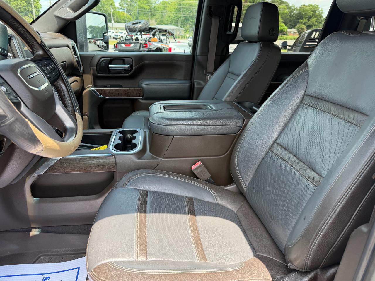 GMC Sierra 2500HD 4WD Crew Cab 159" Denali 2022